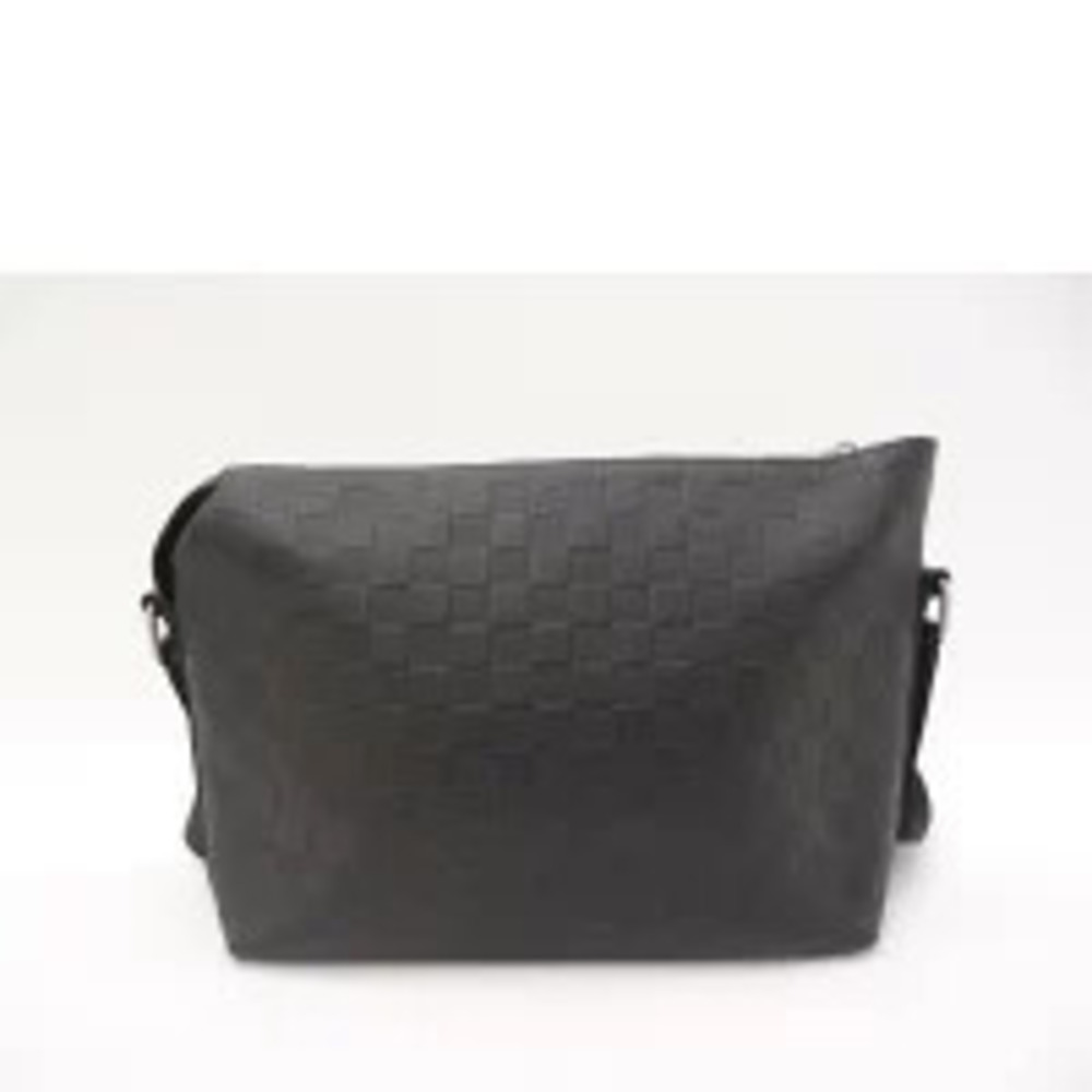 Louis Vuitton Discovery AB Damier Infini Messenger Brown